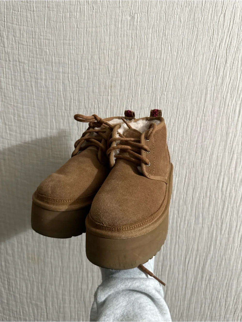 UGG Tan Suede Platform Lace-Up Boots size 6